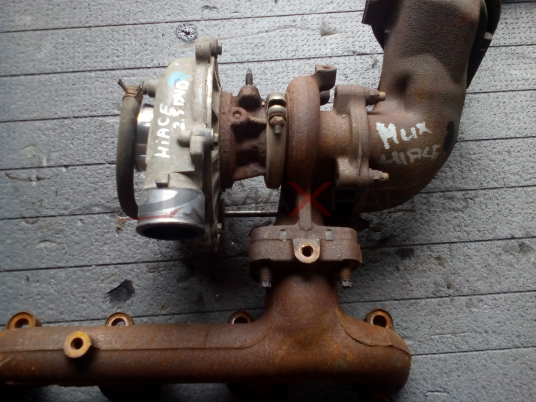 Toyota HIACE 2.5 D4D