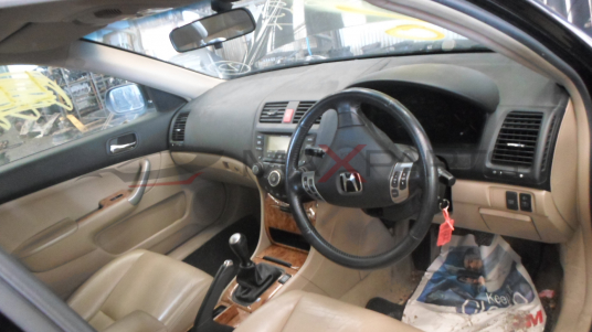 HONDA ACORD 2.2 i CTDi 140 Hp