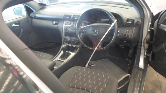 MERCEDES BENZ C CL 203 220 CDI 143 Hp