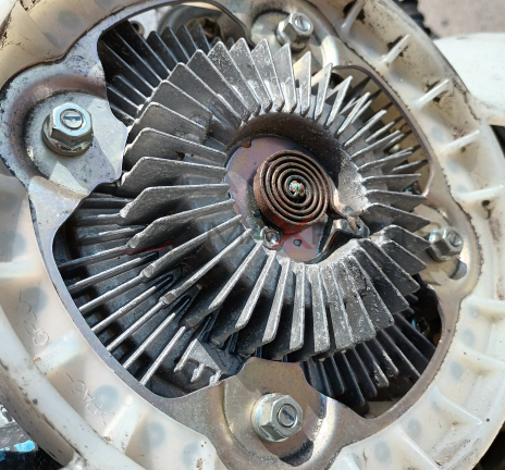 ВИСКО СЪЕДИНЕНИЕ ОХЛАЖДАНЕ TOYOTA HILUX 2.8 D