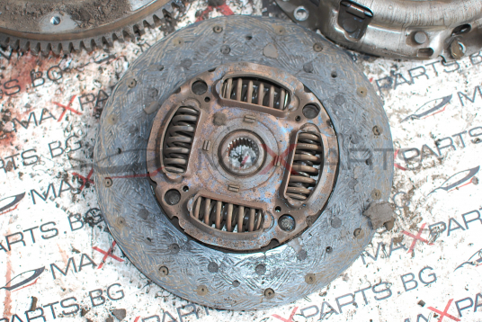 Комплект съединител за Nissan Navara 2.5DCI EU4