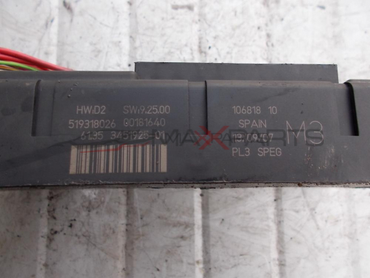 Бушонно табло за MINI COOPER FUSE BOX 3451925 01   3451925-01