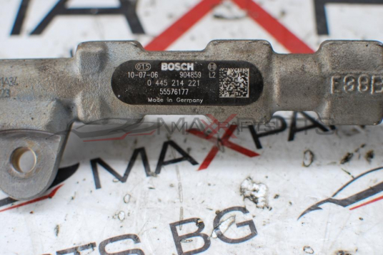 Горивна рейка за Opel Insignia 2.0CDTI 0445214221 55576177