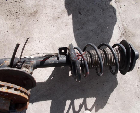 Преден ляв амортисьор за MERCEDES C-CLASS W204 front left Shock absorber