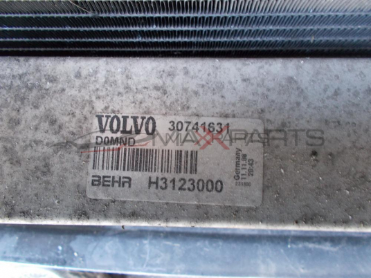 Интеркулер за Volvo S40 2.4 D5 Intercooler 30741631