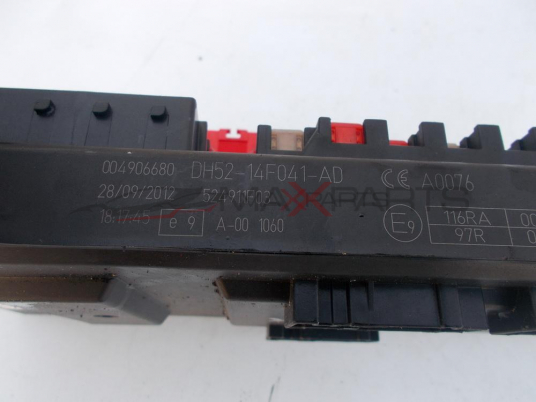 Бушонно табло за Land Rover Freelander Fuse box 3521A-T510A DH52-14F041-AD