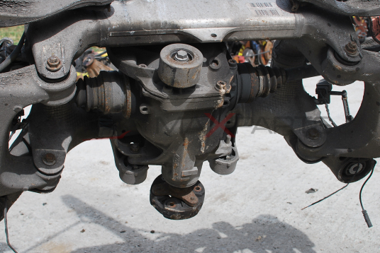 Заден мост за BMW 530GT...2.56...