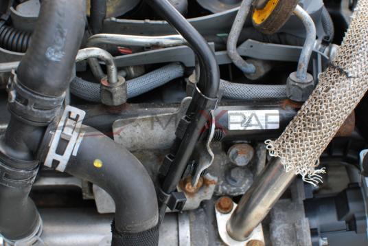 Горивен рейл за Land Rover Discovery 2.7TDV6 A2C27000085 7H2Q-9D280-DD