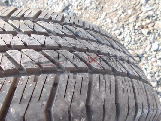 1бр. гума BRIDGESTONE DUELER H/T 265/65R17 DOT2613