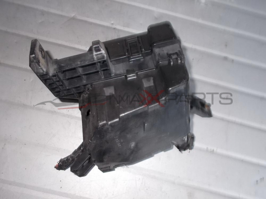 Бушонно табло за SUZUKI SX4 1.6 16V  Fuse box
