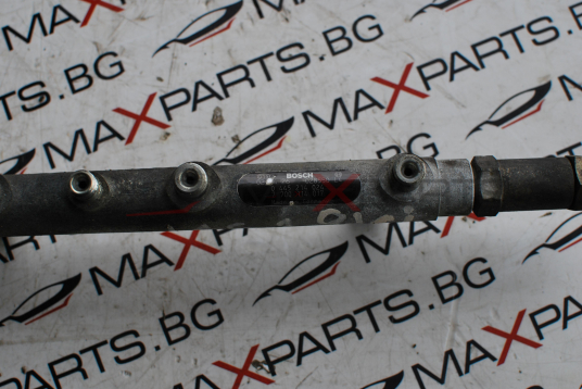 Горивна рейка за Renault Laguna 1.9DCI 0445214024 7700114017