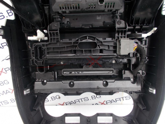 Аудио управление за Land Rover Freelander