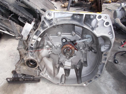 Скоростна кутия за DACIA LOGAN 0.9 TCE 5SPEED MANUAL GEARBOX NEW JH3351 NEW НОВА