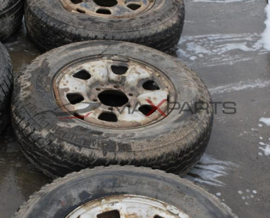 Стоманени джанти и гуми за TOYOTA HILUX   235/75R15
