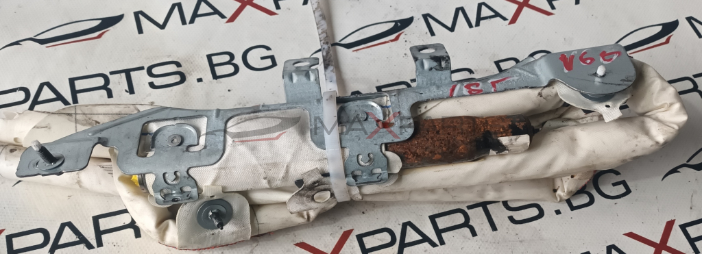 VOLVO V60 ДЯСНА ЗАВЕСА