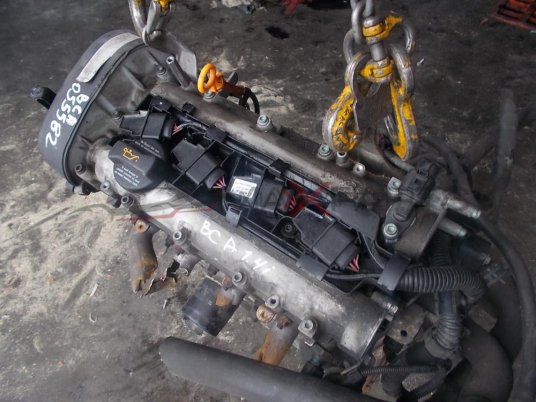 GOLF 4 1.4 16 V BCA 055582