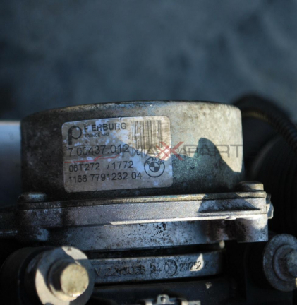 Вакуум помпа за BMW E90 335D  3.0D            700437012