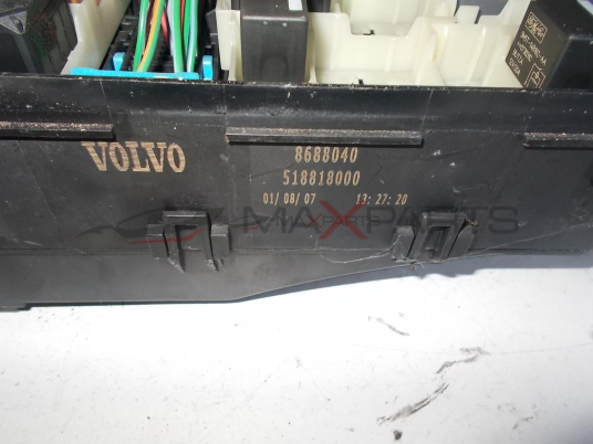 Бушонно табло за VOLVO C70  FUSE BOX 8688040  8688039  30728348