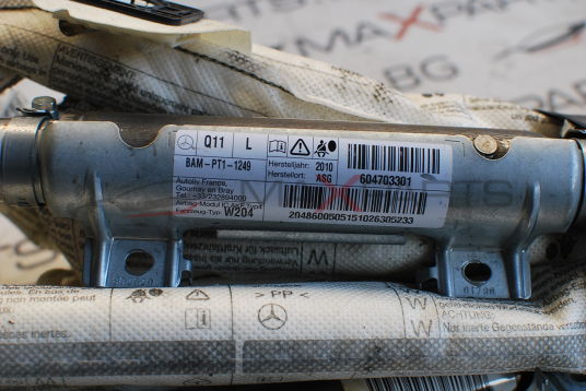 Лява и дясна завеса за Mercedes-Benz C-Class 604703300 604703301