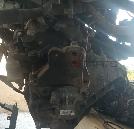 СК КУТИЯ 4X4 KIA SORENTO 2.2 D  43000 3B070  HYUNDAI   43000 3B070  WTA