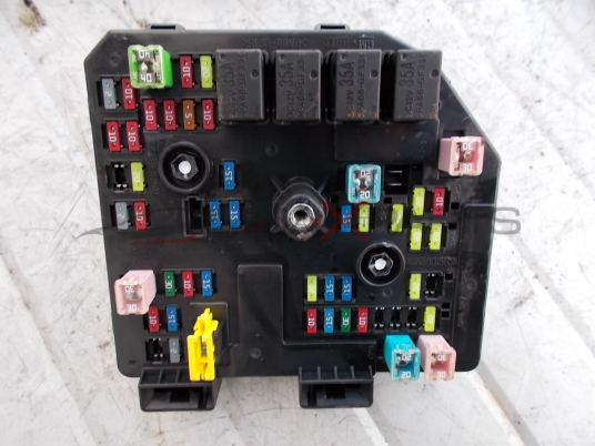 Бушонно табло за OPEL ANTARA Fuse box  95381499