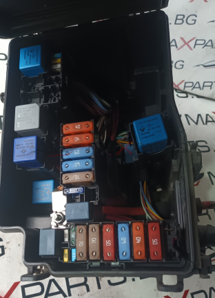 БУШОННО ТАБЛО С КУТИЯ  RENAULT TRAFIC 1.6D