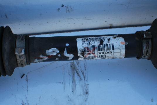 ПРЕДНА ДЯСНА ПОЛУОСКА VOLVO S60 2016   2.0  5ц  130928   P313543