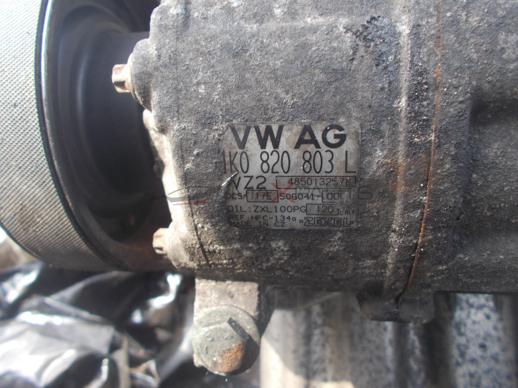 Клима компресор за VW Golf 5 2.0FSI A/C COMPRESSOR 1K0820803L