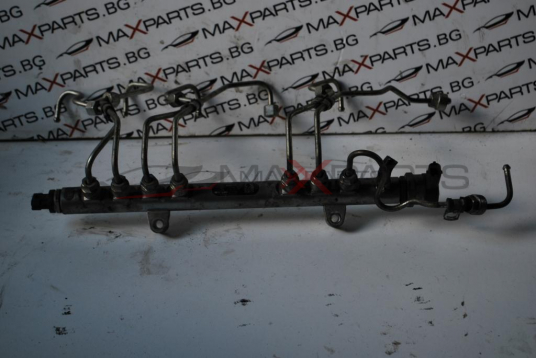 Горивна рейка за VOLVO C70 2.0D    0 445 215 025     30777759