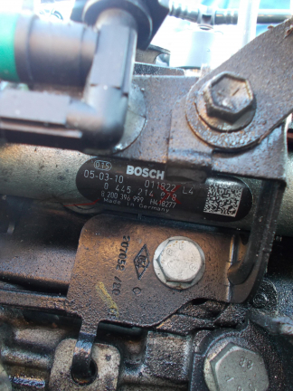 Горивна рейка за Suzuki Grand Vitara 1.9DDIS FUEL RAIL 0445214078 8200396999