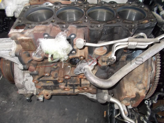 Двигателен блок за NISSAN NAVARA 2.5 DCI YD25