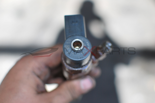 Дюзи за Mercedes-Benz W203 2.2CDI 0445110238 A6468780784