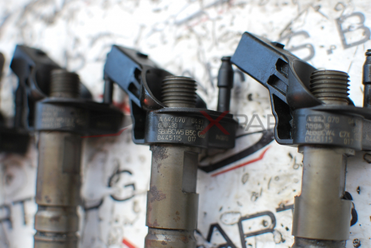 Дюзи за Mercedes-Benz ML320CDI A6420700487 0445115017