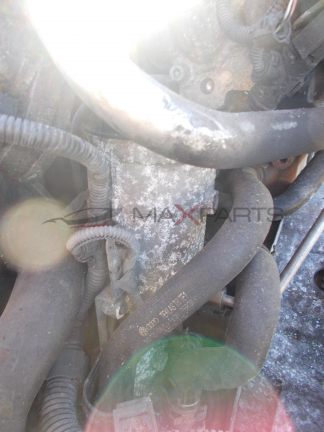 Корпус маслен филтър за VW Jetta 2.0TDI OIL FILTER HOUSING