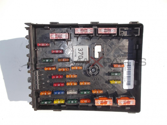 Бушонно табло за VW PASSAT 6 FUSE BOX 3C0937125