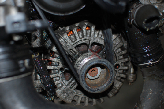 Генератор за Mercedes-Benz E-Class 3.5CDI A0009067400