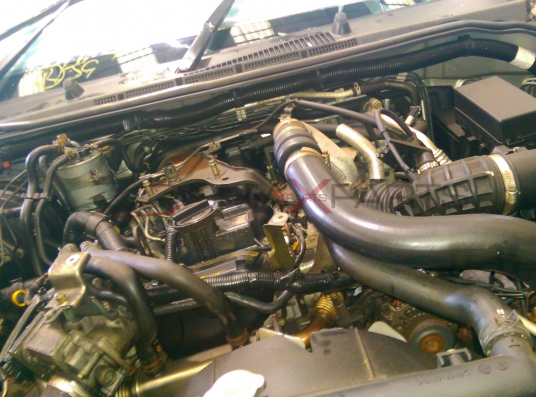 NISSAN NAVARA 2.5 DCI ENGINE