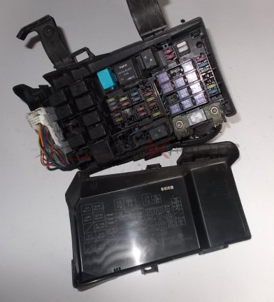 Бушонно табло за MAZDA 6 2.0 D FUSE BOX  GR1A-66760