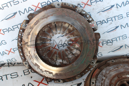 Маховик и притескателен диск за Subaru 2.0D