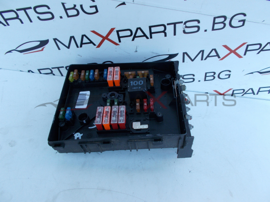 Бушонно табло за Audi A3 Fuse box 1K0937125A