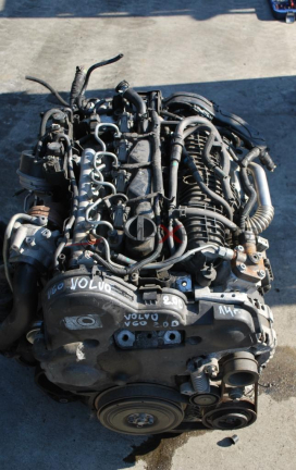 Двигател за VOLVO V60 2.0D           D4204T5