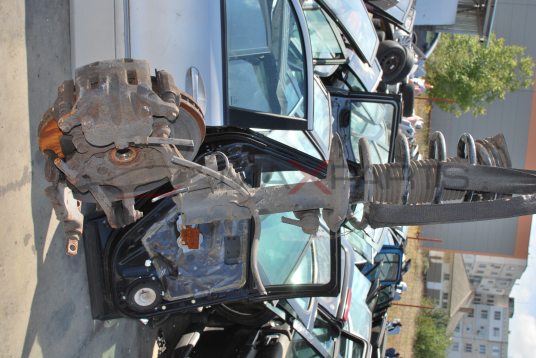 Ляв макферсн за Nissan Qashqai 1.6DCI