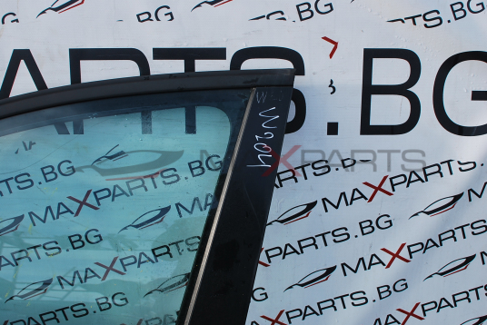 Предна лява врата за Mercedes-Benz C-Class