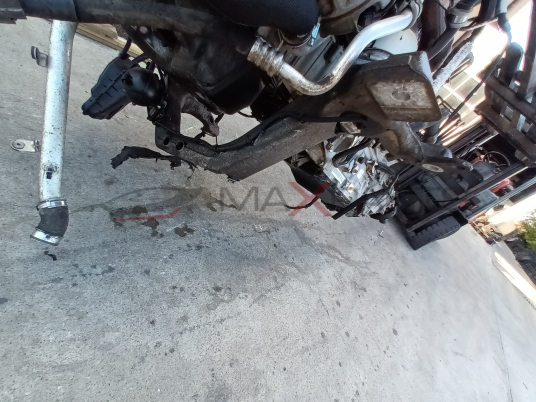 КОНЗОЛА СТОЙКА ПОД ДВИГАТЕЛ  Q7 2014 3.0 TDI