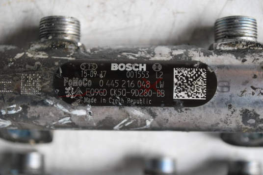 Горивна рейка за RANGE ROVER SPORT 3.0TDV6      0 445 216 048 LW        EQ9GD CK5Q-9D280-BB