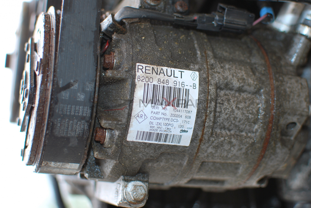 Клима компресор за Renault Master 2.3DCI 8200848916B