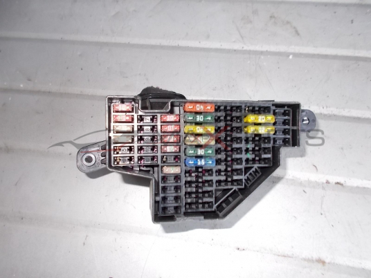 Бушонно табло за VW JETTA 2.0 TDI Fuse box
