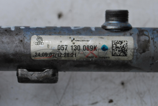 Горивен рейл за AUDI A8 4.2TDI  057 130 089K