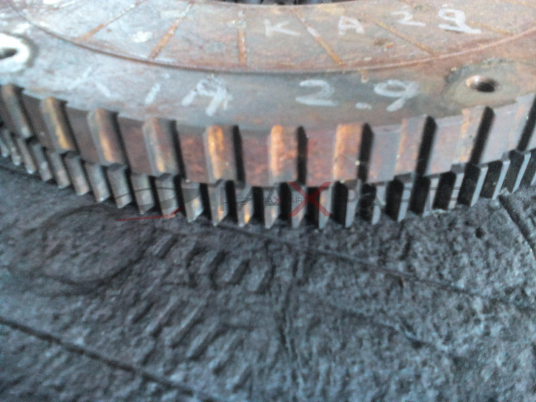 CARNIVAL II  2.9 CRDi FLYWHEEL