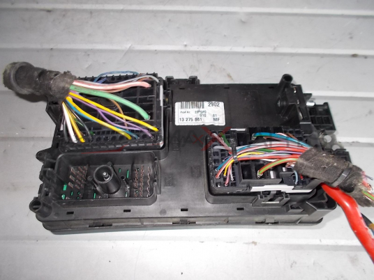 Бушонно табло за OPEL INSIGNIA 2.0 CDTI  Fuse box 13275881